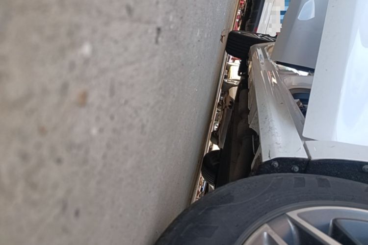 Used BYD Qin PLUS 2021 DM-i 55KM Flagship Model Right Side Sill
