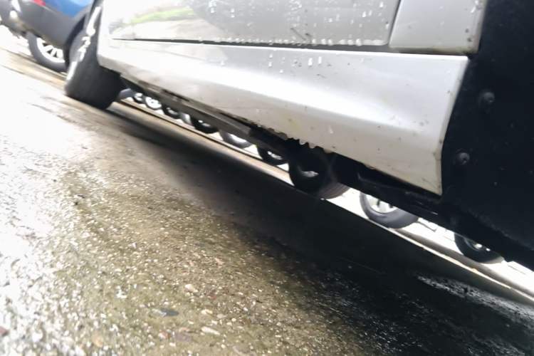 Used BYD Qin PLUS 2021 EV 500KM Premium Model Right Side Sill