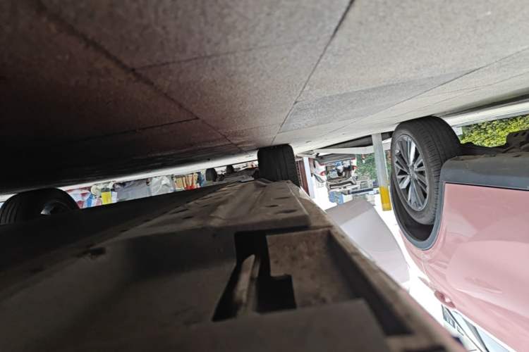 Used BYD Qin PLUS 2021 EV 500KM Luxury Model Right Side Sill
