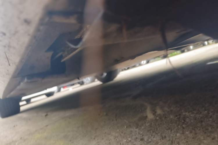 Used BYD Qin PLUS 2021 EV 400KM Luxury Model Right Side Sill