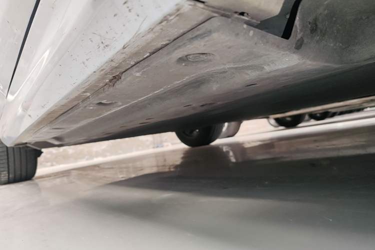 Used BYD Qin PLUS 2021 EV 500KM Luxury Model Right Side Sill