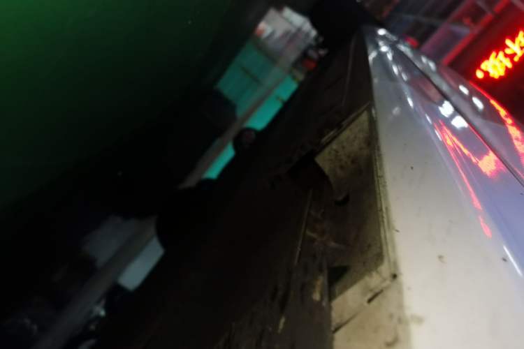 Used BYD Qin PLUS 2021 EV 400KM Luxury Model Right Side Sill