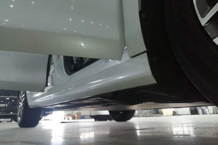 Used BYD Qin PLUS 2021 EV 400KM Luxury Model Right Side Sill