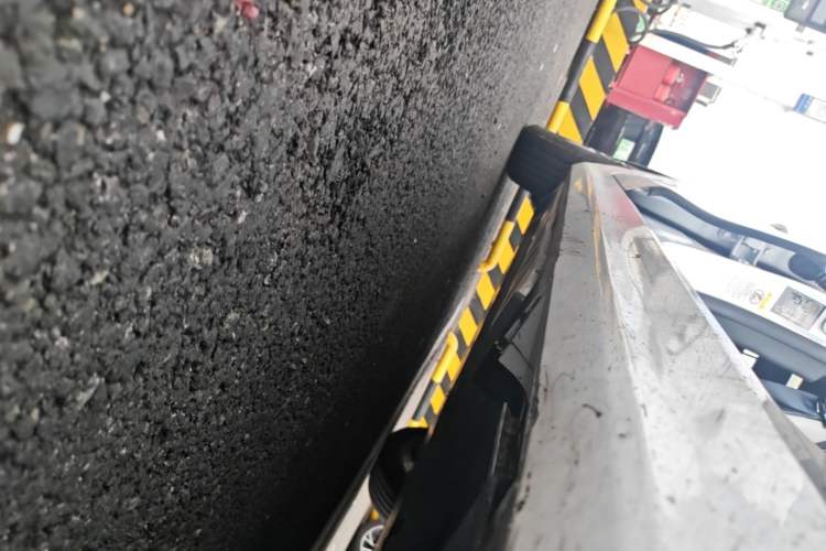 Used BYD Qin PLUS 2021 EV 500KM Premium Model Right Side Sill