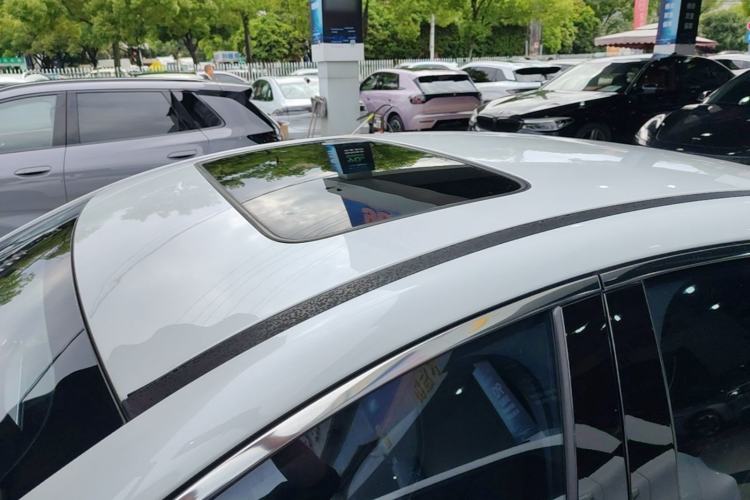 Used BYD Qin PLUS 2021 EV 500KM Luxury Model Roof