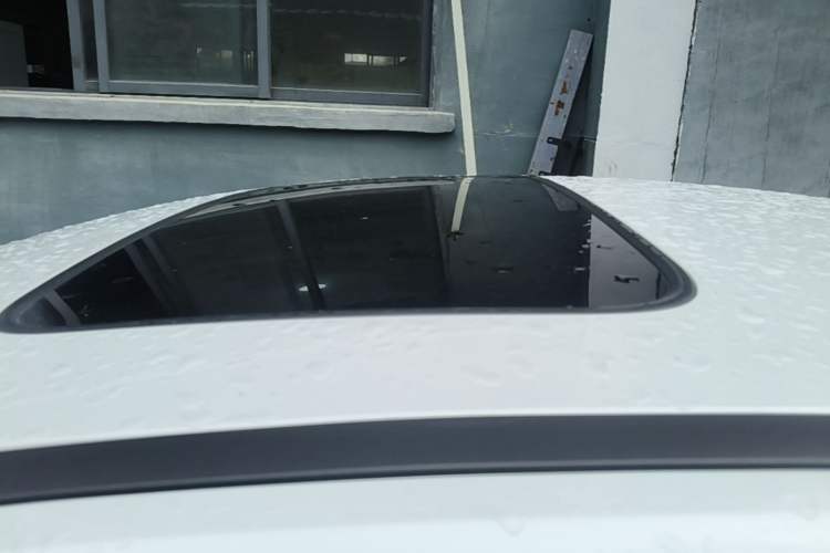Used BYD Qin PLUS 2021 DM-i 55KM Flagship Model Roof