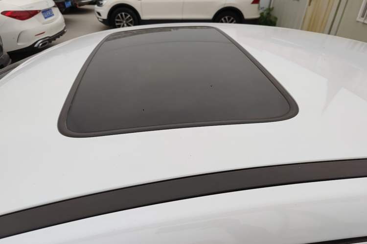 Used BYD Qin PLUS 2021 EV 500KM Luxury Model Roof