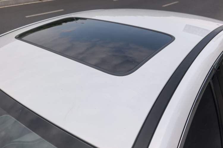 Used BYD Qin PLUS 2021 DM-i 55KM Flagship Model Roof