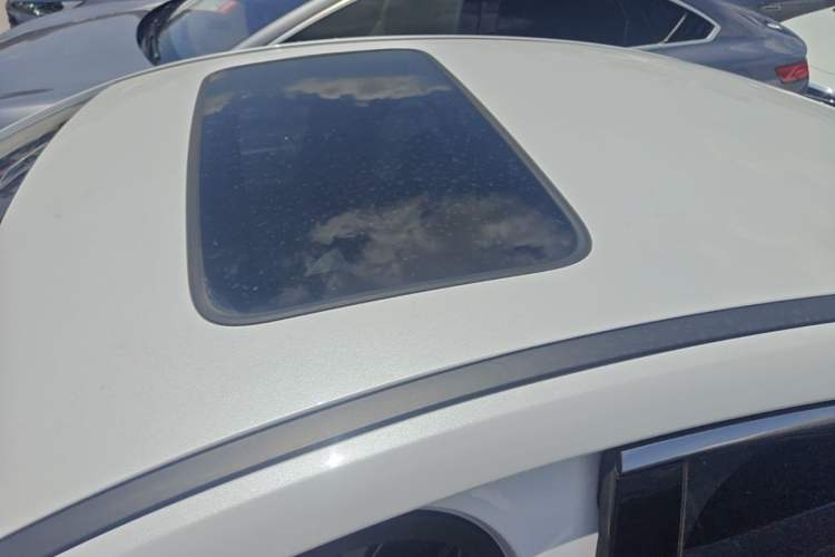 Used BYD Qin PLUS 2021 EV 400KM Luxury Model Roof
