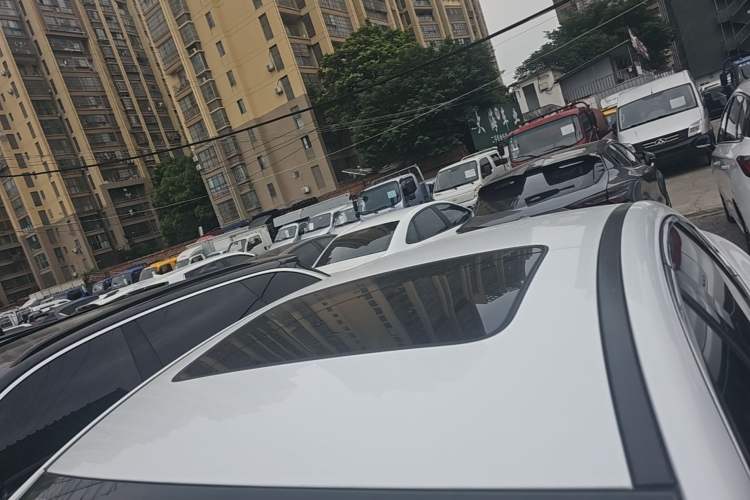 Used BYD Qin PLUS 2021 EV 500KM Luxury Model Roof