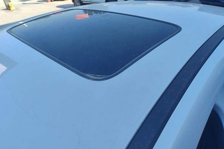 Used BYD Qin PLUS 2021 DM-i 55KM Flagship Model Roof