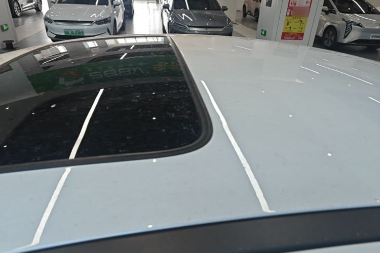 Used BYD Qin PLUS 2021 EV 500KM Luxury Model Roof