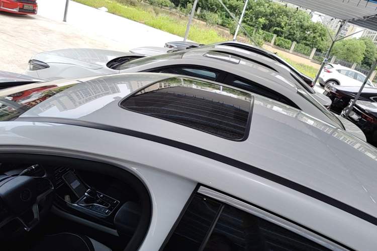 Used BYD Qin PLUS 2021 EV 400KM Luxury Model Roof