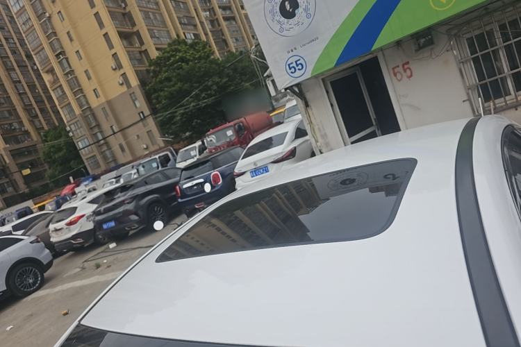 Used BYD Qin PLUS 2021 EV 500KM Luxury Model Roof