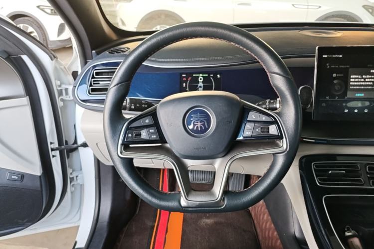Used BYD Qin PLUS 2021 EV 500KM Luxury Model Steering Wheel