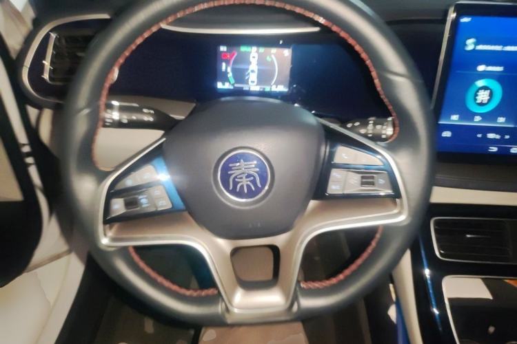Used BYD Qin PLUS 2021 DM-i 120KM Flagship Model Steering Wheel