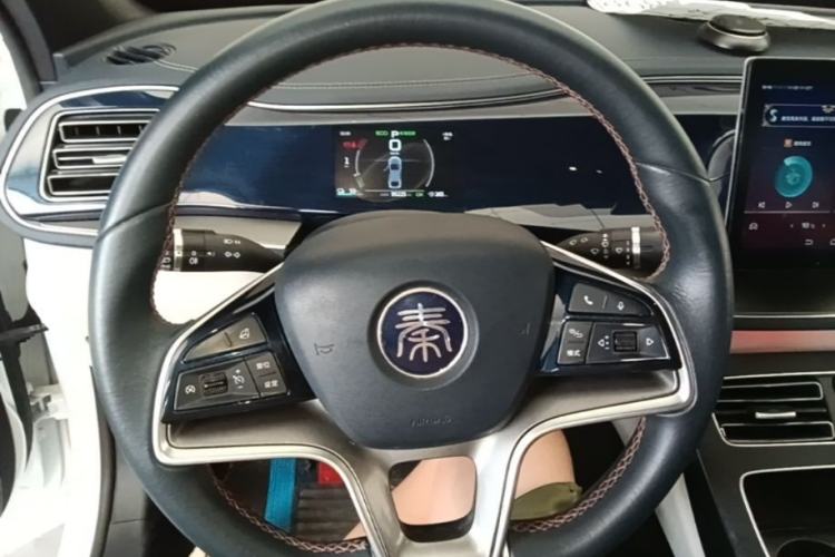 Used BYD Qin PLUS 2021 EV 500KM Luxury Model Steering Wheel