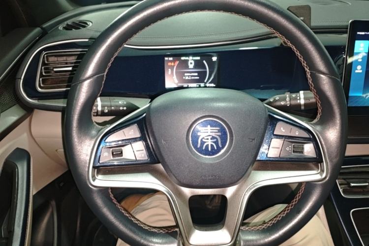 Used BYD Qin PLUS 2021 EV 500KM Luxury Model Steering Wheel