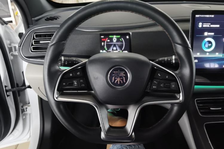 Used BYD Qin PLUS 2021 EV 500KM Premium Model Steering Wheel