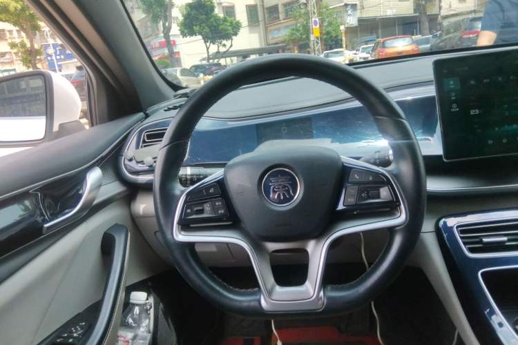 Used BYD Qin PLUS 2021 EV 500KM Luxury Model Steering Wheel