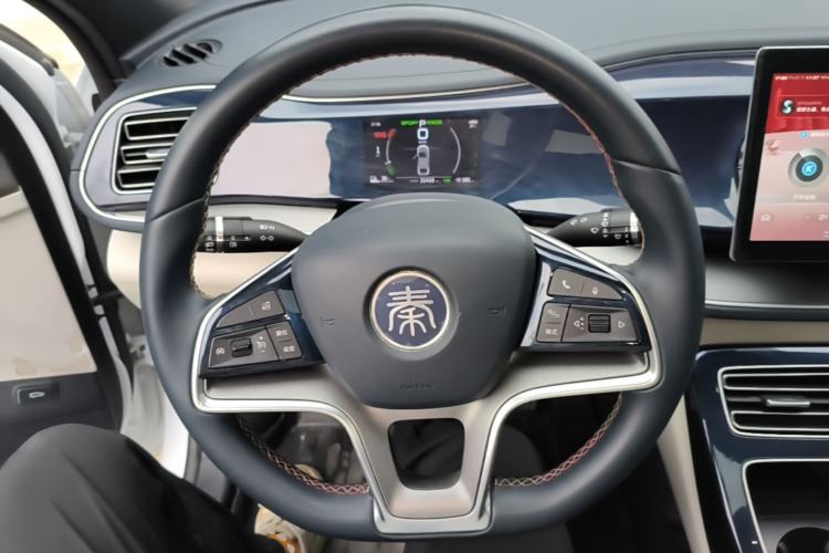 Used BYD Qin PLUS 2021 EV 500KM Luxury Model Steering Wheel