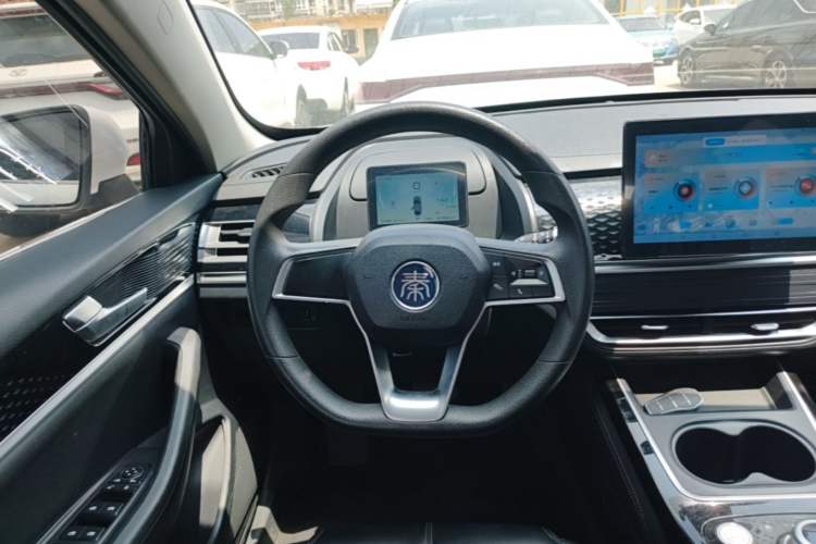Used BYD Qin PLUS 2021 EV 400KM Leading Comfort Edition Steering Wheel