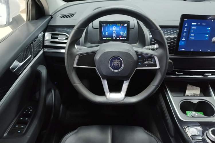 Used BYD Qin PLUS 2021 EV 400KM Leading Comfort Edition Steering Wheel