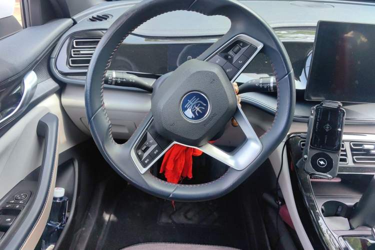 Used BYD Qin PLUS 2021 DM-i 55KM Prestige Model Steering Wheel