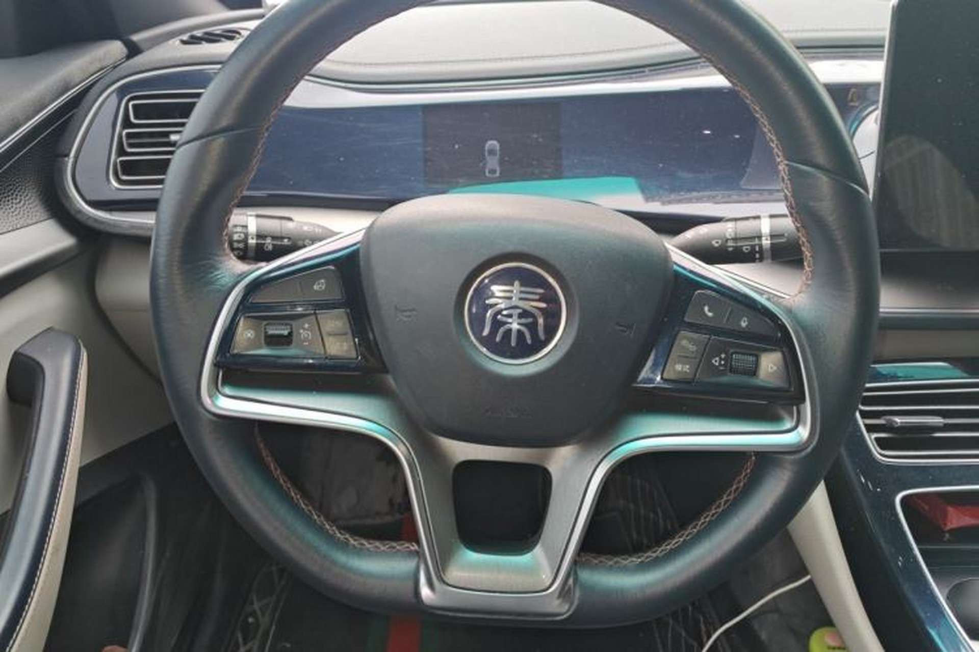 Used BYD Qin PLUS 2021 EV 400KM Luxury Model Steering Wheel