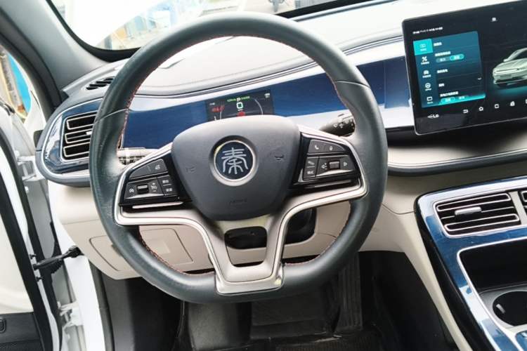 Used BYD Qin PLUS 2021 EV 400KM Luxury Model Steering Wheel