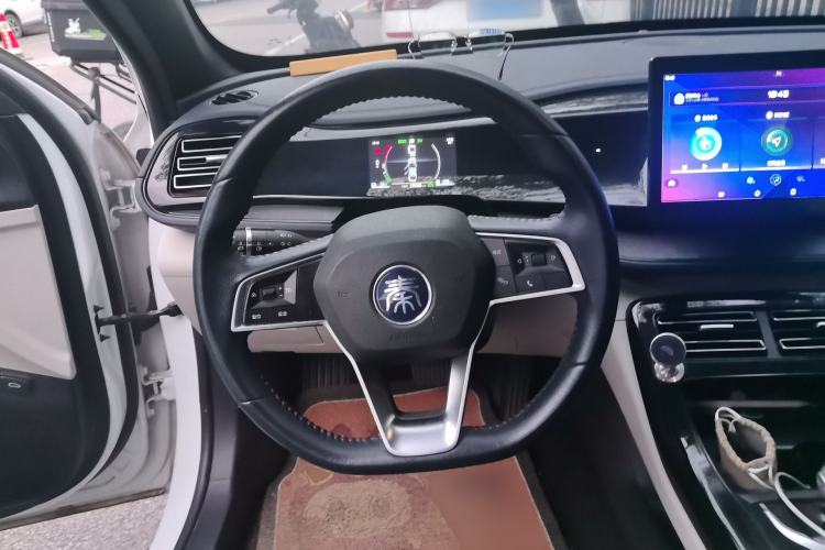 Used BYD Qin PLUS 2021 DM-i 55KM Prestige Model Steering Wheel