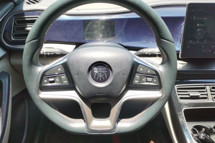 Used BYD Qin PLUS 2021 EV 500KM Luxury Model Steering Wheel