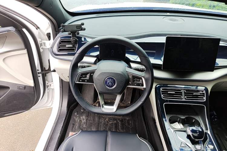 Used BYD Qin PLUS 2021 DM-i 55KM Prestige Model Steering Wheel