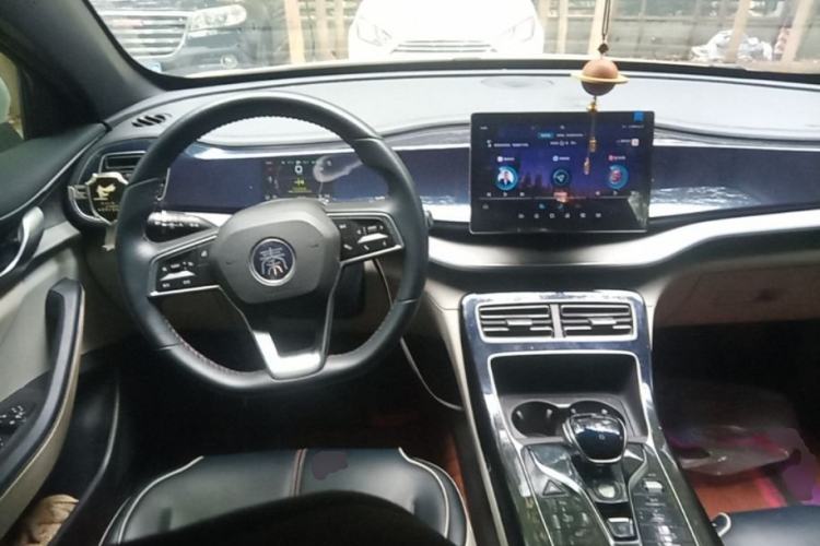 Used BYD Qin PLUS 2021 DM-i 120KM Prestige Model Steering Wheel