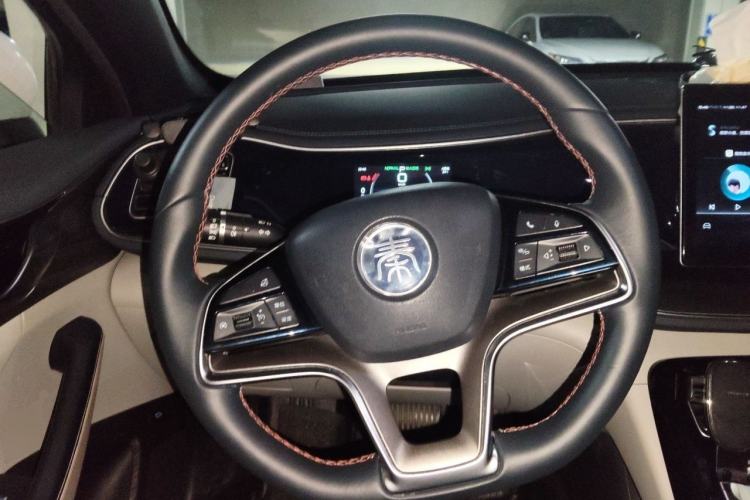 Used BYD Qin PLUS 2021 EV 500KM Luxury Model Steering Wheel