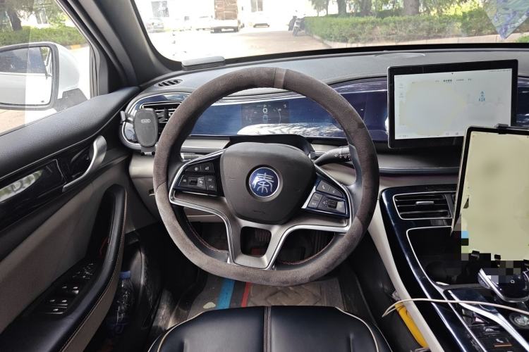 Used BYD Qin PLUS 2021 DM-i 120KM Flagship Model Steering Wheel