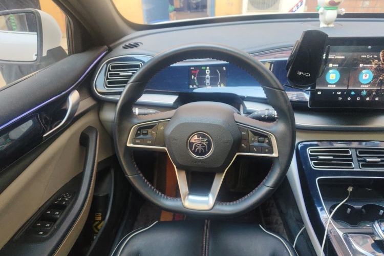 Used BYD Qin PLUS 2021 DM-i 120KM Prestige Model Steering Wheel
