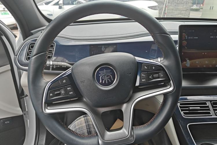 Used BYD Qin PLUS 2021 EV 500KM Luxury Model Steering Wheel