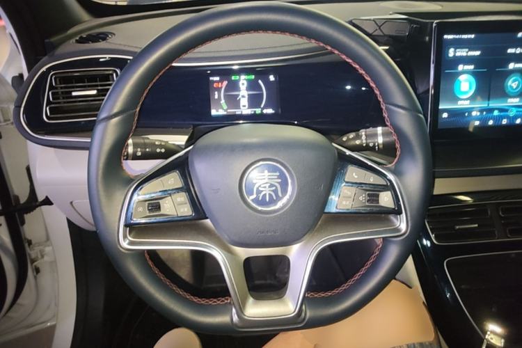 Used BYD Qin PLUS 2021 EV 400KM Luxury Model Steering Wheel