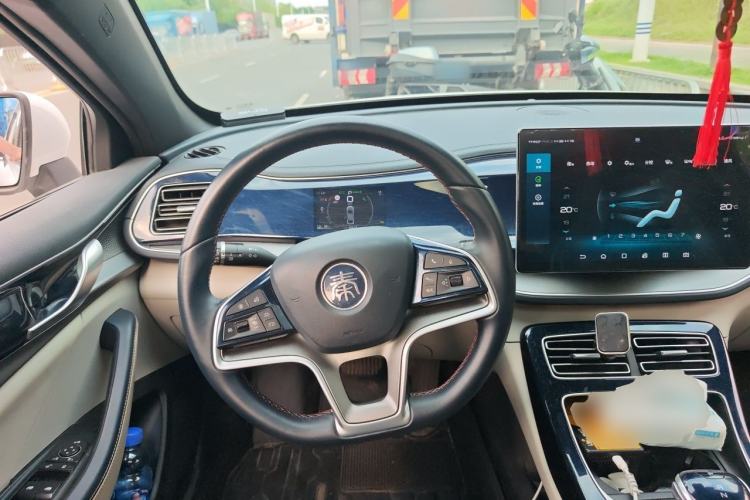 Used BYD Qin PLUS 2021 EV 500KM Premium Model Steering Wheel