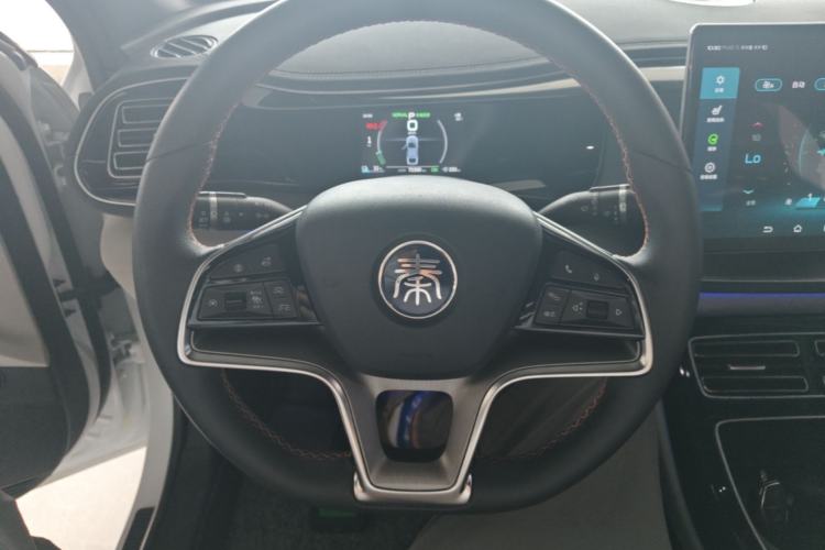 Used BYD Qin PLUS 2021 EV 600KM Flagship Model Steering Wheel