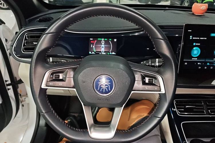 Used BYD Qin PLUS 2021 DM-i 55KM Flagship Model Steering Wheel