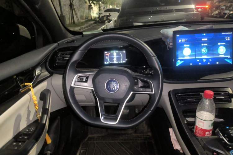 Used BYD Qin PLUS 2021 DM-i 55KM Prestige Model Steering Wheel