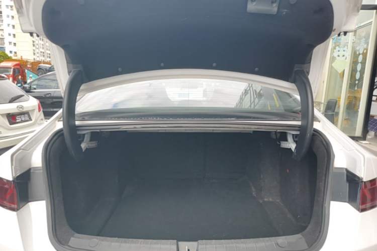 Used BYD Qin PLUS 2021 EV 400KM Leading Comfort Edition Trunk