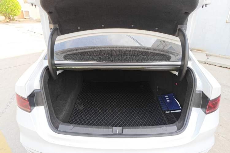 Used BYD Qin PLUS 2021 DM-i 120KM Prestige Model Trunk