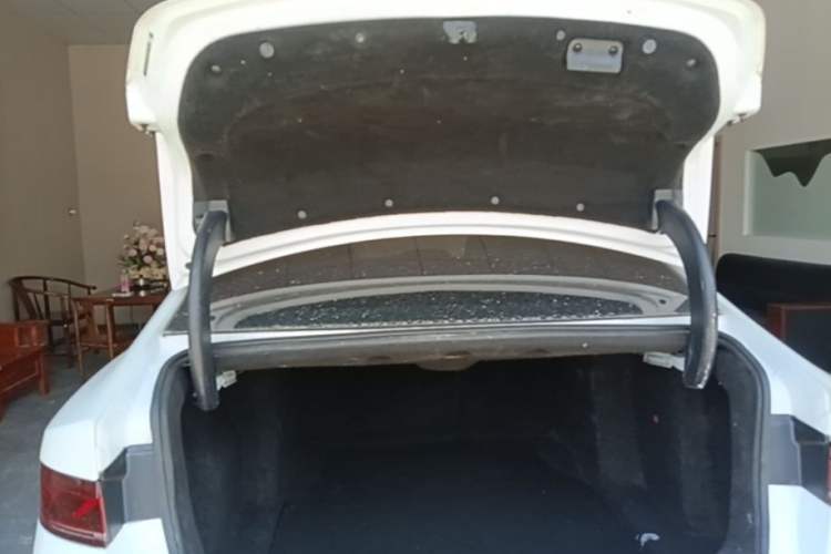 Used BYD Qin PLUS 2021 EV 500KM Luxury Model Trunk