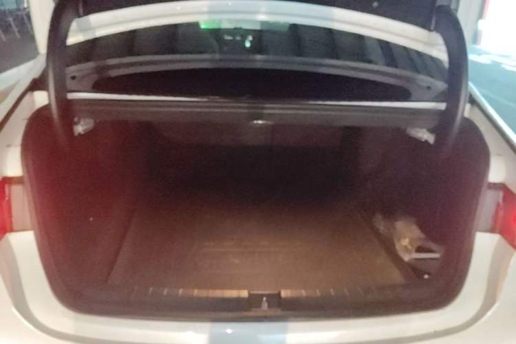 Used BYD Qin PLUS 2021 DM-i 120KM Prestige Model Trunk