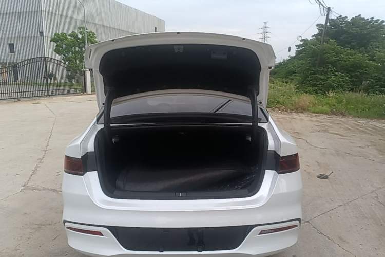 Used BYD Qin PLUS 2021 DM-i 55KM Flagship Model Trunk