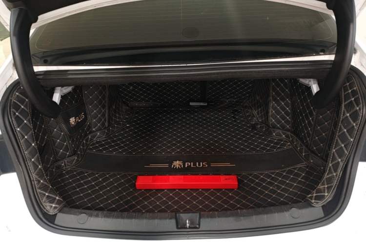 Used BYD Qin PLUS 2021 EV 500KM Luxury Model Trunk