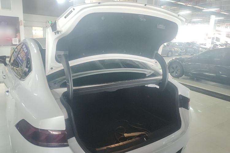 Used BYD Qin PLUS 2021 DM-i 120KM Prestige Model Trunk